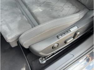Volkswagen Golf VIII Variant Life 2.0 TDI 1,99% LED TRAVEL