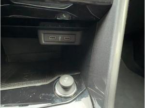 Volkswagen T-Roc 2.0 TDI DSG Style 4M Parklenkassistent Navi