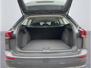 Volkswagen Golf VIII Variant 1.5 eTSI Style DSG Rear View AppConnect