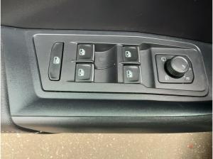 Volkswagen T-Roc 2.0 TDI DSG Style 4M Parklenkassistent Navi