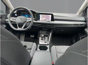 Volkswagen Golf VIII Variant 1.5 eTSI Style DSG Rear View AppConnect
