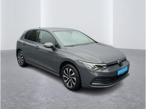 Volkswagen Golf VIII 1.0 eTSI Active DSG Ganzjahresreifen