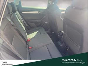 Skoda Karoq TOUR TSI DSG AHK NAVI SITZHEIZUNG EINPARKHILFE LED