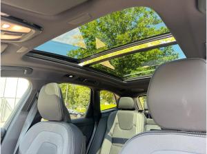Volvo XC60 B5 AWD ULTRA BLACK EDITION-AHK-360-Luftfahrwerk-MJ27-Sofort lieferbar!