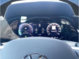 Volkswagen Golf Variant VIII 2.0 TDI R-Line IQ.LIGHT PANO AHK **SOFORT VERFÜGBAR**