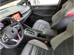 Volkswagen Golf VIII 2.0 TSI DSG GTI DAB+ ACC BlackStyle IQLight LED-Matrix Lederpaket Navi Pano RearView KeylessAcc