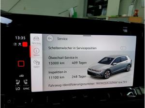 Volkswagen Golf VIII 2.0 TSI DSG GTI DAB+ ACC BlackStyle IQLight LED-Matrix Lederpaket Navi Pano RearView KeylessAcc