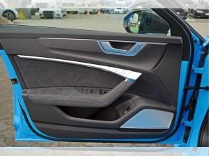 Audi RS6 AVANT EXCLUSIVE 196k LISTENPREIS PANO CARBON B&O ADV. HuD 305KMH KERAMIK