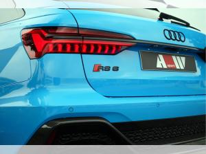 Audi RS6 AVANT EXCLUSIVE 196k LISTENPREIS PANO CARBON B&O ADV. HuD 305KMH KERAMIK