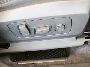 BMW 220 220i Active Tourer M Sport + DA+ + PA+ + AHK + PANO + ADAP LED + HUD + UVM