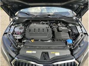 Skoda Octavia Combi 2.0 TDI Balance Hyb. ACC AHK LED