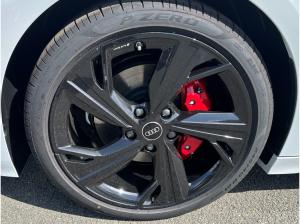 Audi A6 e-tron Avant quattro Tech plus Paket Matrix