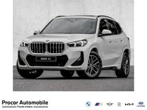 BMW X1 sDrive20i M Sport PANO ACC AHK RFK NAVI LED