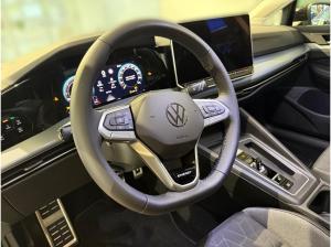 Volkswagen Golf VIII Life 2,0 TDI Energy-AHK-IQ.Light