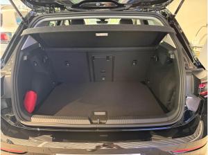 Volkswagen Golf VIII Life 2,0 TDI Energy-AHK-IQ.Light