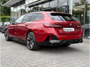 BMW 550 e xDrive Touring M Sport //Stop&Go B&W Pano