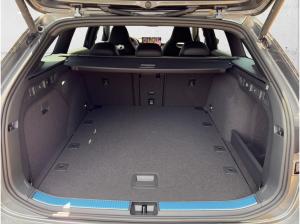 Skoda Superb Combi Sportline 2.0 TDI 4x4 NAVI AHK 360°