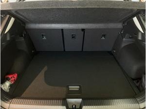 Volkswagen T-Roc Life 1.5 eTSI DSG LED Navi RFK ISOFIX 17 Zoll