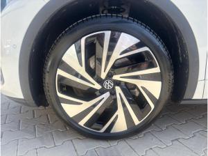 Volkswagen ID.5 Pro 210 kW+MATRIX+KAMERA+SHZ+AHK+HUD+HARMAN&KARDON