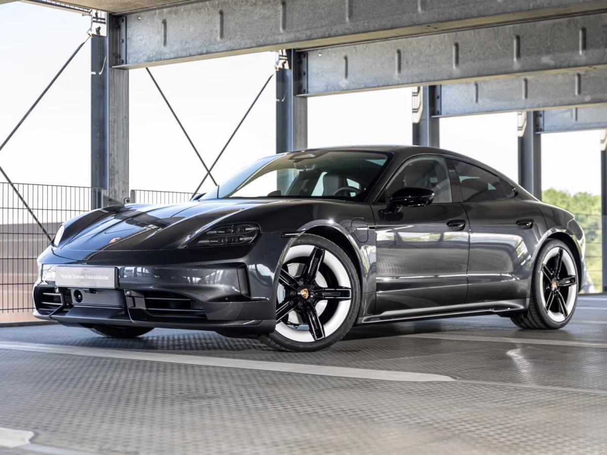 Porsche Taycan