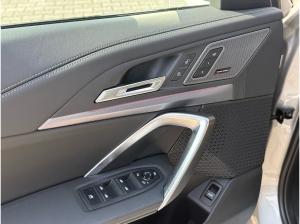 BMW X1 xDrive23i M Sport HeadUp Stop&Go HarmanKardon