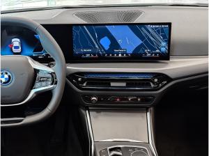 BMW i4 eDrive35 DA + ACC + Glasdach + 17
