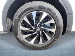 Volkswagen T-Roc Style 1.5 l eTSI DSG ACC AHK AUT SOFORT!!!