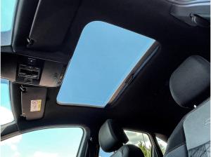 Volkswagen Taigo 1.5 TSI DSG R-Line MATRIX NAVI PANO ACC NAVI KAMERA