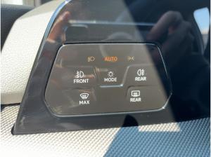 Volkswagen Golf VIII GTE 1.5 TSI eHybrid DSG AREA DCC LEDER