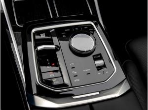 BMW 740 740d xDrive M SPORT+HuD+DA PROF+360°+STANDHZG+SKYLOUNGE