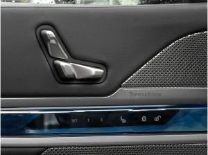 BMW 740 740d xDrive M SPORT+HuD+DA PROF+360°+STANDHZG+SKYLOUNGE