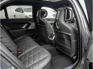 BMW 740 740d xDrive M SPORT+HuD+DA PROF+360°+STANDHZG+SKYLOUNGE