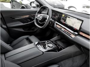 BMW 520 520i TOURING+H/K+DA+360°+AMBI+KOMFORTZG