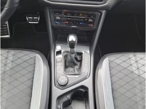 Volkswagen Tiguan Allspace 2.0 TDI R-Line 4M*Pano*7Sitzer*