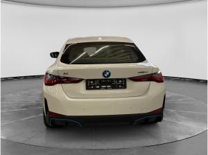 BMW i4 Gran Coupe LED/PDC/SHZ *SOFORT*