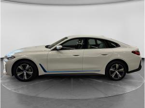 BMW i4 Gran Coupe LED/PDC/SHZ *SOFORT*