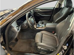 BMW i4 Gran Coupe PDC/LED/SHZ *SOFORT*