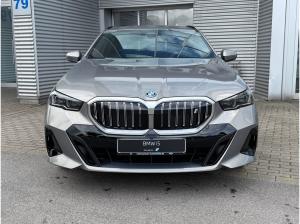 BMW i5 eDrive40 M Sport DAPlus H/K AHK Sitzlüftung