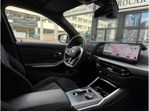 BMW 330 330i xDrive Touring M Sport DA ACC PA+ HuD AHK
