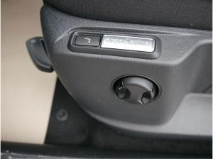 Volkswagen T-Roc Style 1,5 TSI DSG *ACC*NAVI*PDC*AHK*LED*KAMERA*TEMPOMAT*19-ZOLL