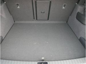 Skoda Karoq Sportline 2.0 TSI 4x4 DSG*ACC*AHK-SCHWENKBAR*PDC-HINTEN*KESSY*LENKRADHEIZUNG*