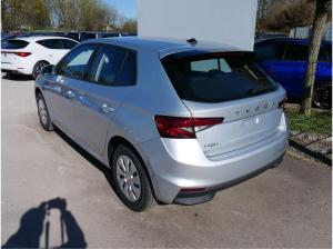 Skoda Fabia Selection 1.0 TSI *LED*PDC-HI*SMARTLINK*SHZ*BLUETOOTH*FRONT-ASSIST