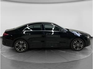 Mercedes-Benz CLA 200 Coupe NAVI/SHZ/MFL/LED *SOFORT*