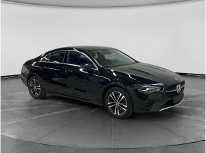 Mercedes-Benz CLA 200 Coupe NAVI/SHZ/MFL/LED *SOFORT*