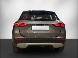 Mercedes-Benz GLA 200 NAVI/LED/SHZ/MFL *SOFORT*