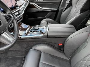 BMW X7 xDrive40d M Sportpaket Pro * Autobahnassistent * Integral-Aktivlenkung * Dachhimmel Alcantara * Mass