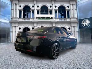 Alfa Romeo Giulia Alfa Romeo GIULIA VELOCE 2.0 Turbo 16V 206kW (280 PS) AT8 - Q4; Premium/Technologie-Paket