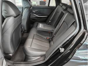 BMW 318 318i M Sportpaket Pro * Harman Kardon * Pano * Komfortzugang * Rückfahrkamera