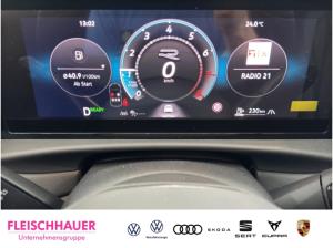 Volkswagen T-Roc R-Line 1.5 l eTSI OPF 150PS DSG LED NAVI SHZ KAMERA