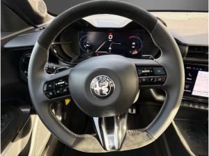 Alfa Romeo Junior Ibrida Sport Speciale 1,2 VGT 107kW EINZELSTÜCK